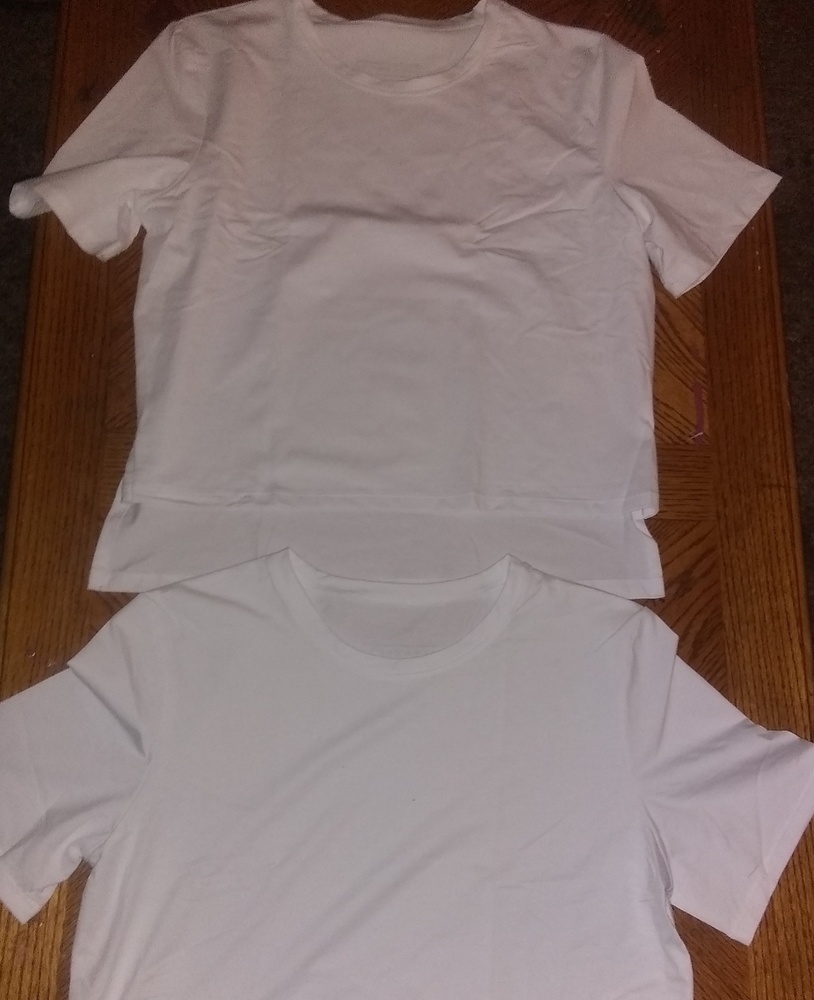 2 small alphalete shirts
